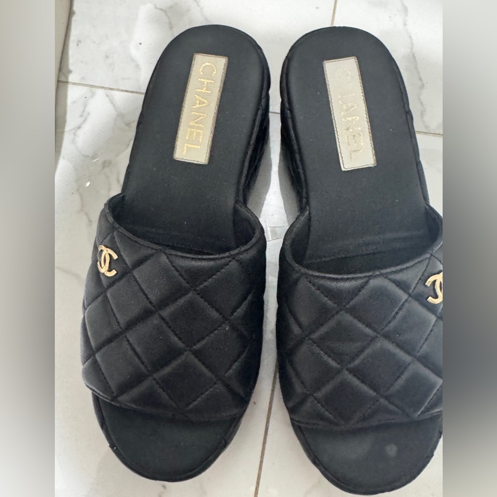 Chanel Black Quilted Women's Slippers